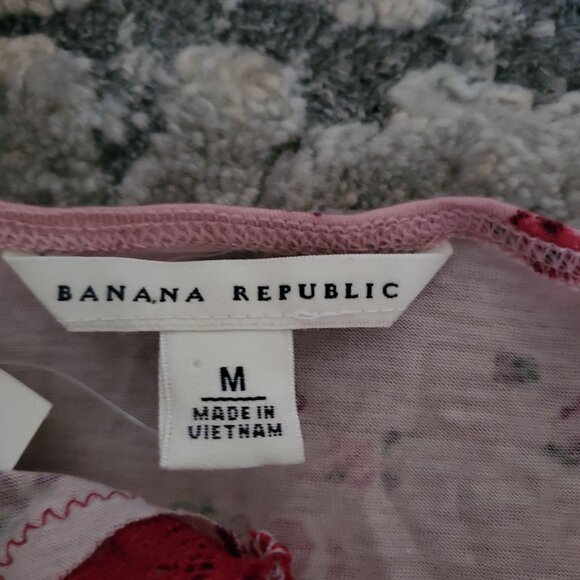 Banana Republic Women's Pink Floral Lace Trim Camisole Tank Top Size Medium NWT - Picture 6 of 12